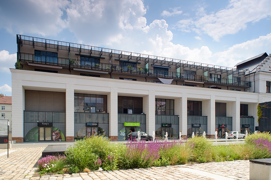 Holešovický pivovar Praha po rekonstrukci pohled z vnitrobloku